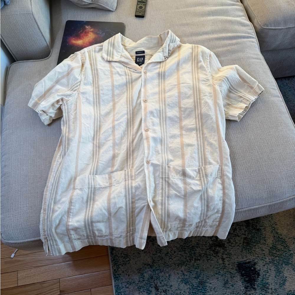 GAP Cream and Tan Striped Button-Up Shirt